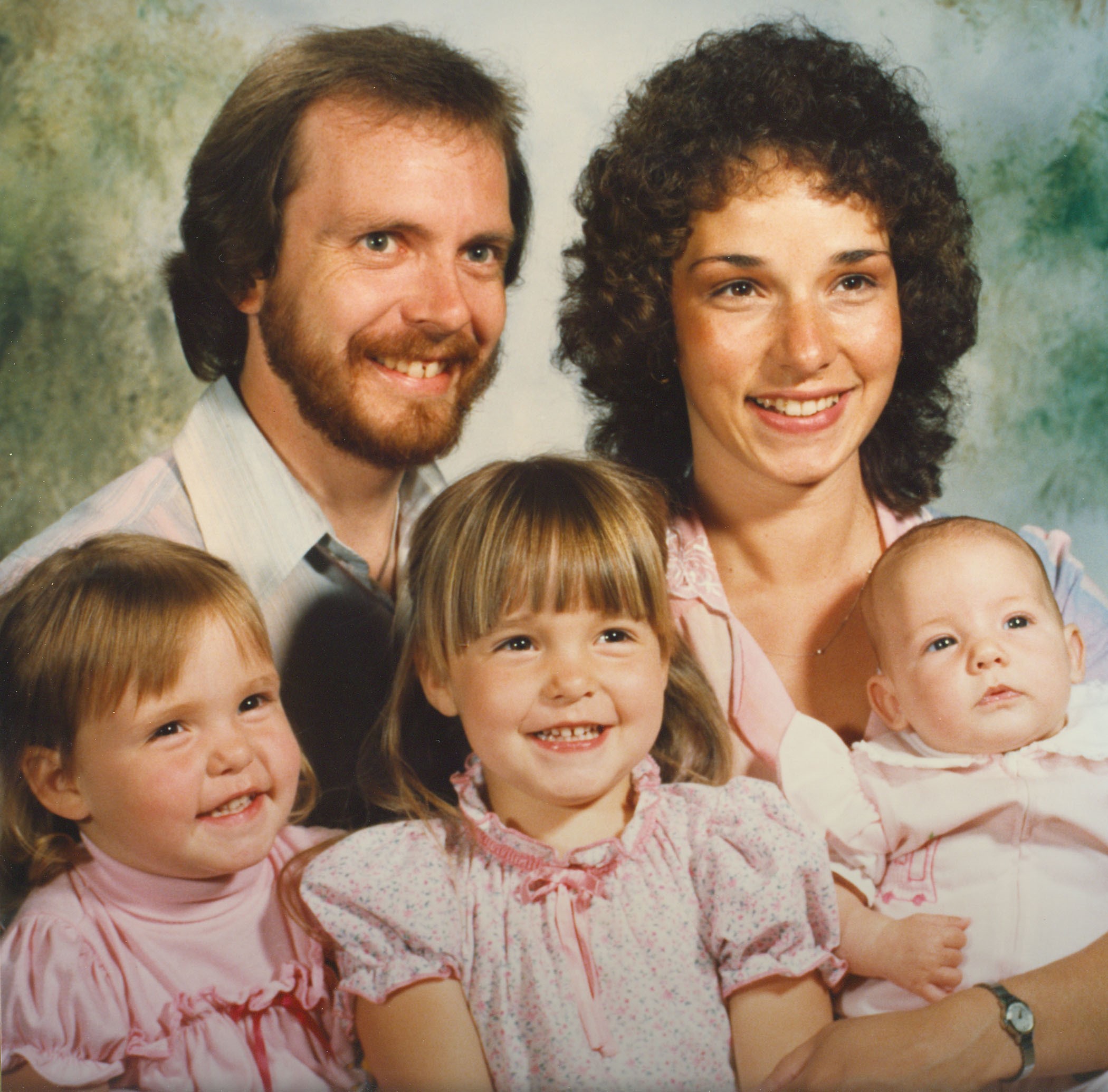 May-1982: Axle, Mrs. Axle K. Axle, S. Axle, B. Axle