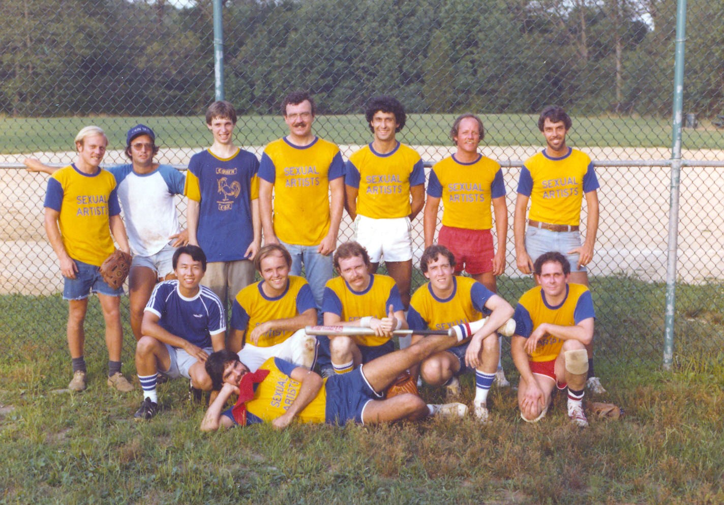 1980: Perkin-Elmer Inter-plant Softball-league  “ Sexual Artists’ ” [Front-view]